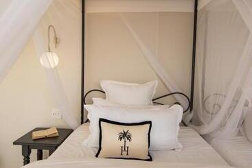 فندق The Ivory Haus