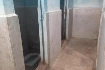 فندق صغير Shubhi Rest House And Restaurant