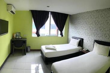 Hotel Sarikei Garden