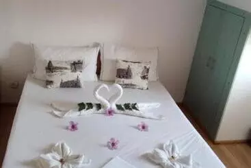 Nocleg ze śniadaniem Pensiunea Casa Johnelly