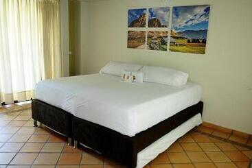 Hotel Villa Del Marques