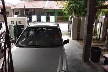 Pensjonat Homestay Amsyarah