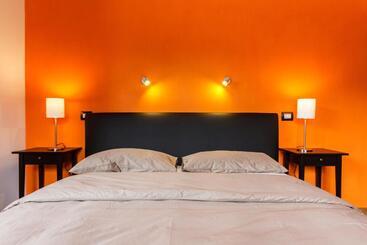 تختخواب و صبحانه L Angolo Cortese