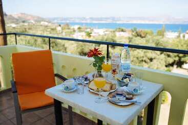 آپارتمان‌های توریست‌ها Kalithea Apartments   Heated Pool