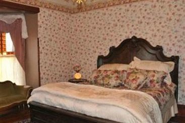 Bed and Breakfast Charles Nelson Schmick House