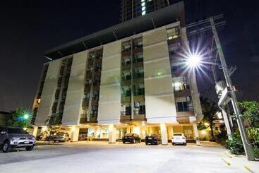 فندق Dae Ma Place