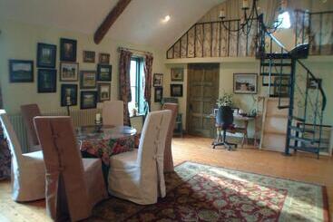 Bed and Breakfast Cullintra House