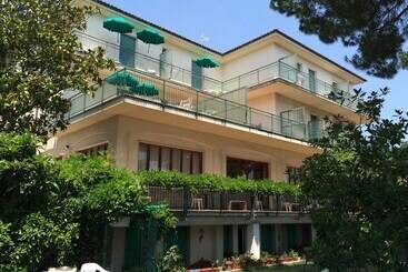 ホテル Residence La Vignetta