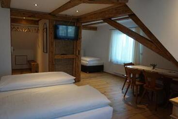 Waldrast Bed & Breakfast