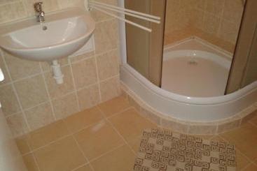 בית מלון כפרי Akadémia