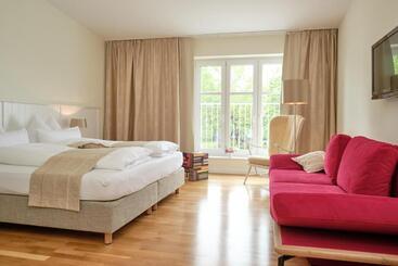 Bed and Breakfast Domizil Gols, Boutique