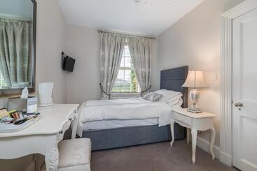 Bed and Breakfast Friars Quarter House