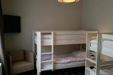 Hotelli B&b Charles Cabour