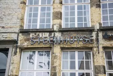 هتل Steenhuyse