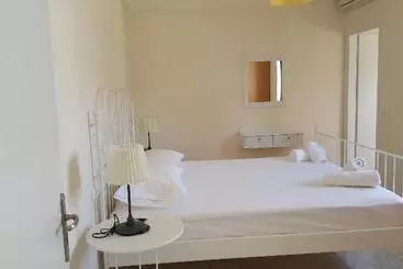 Hotel Mear Apartments And Studios