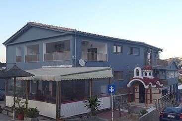 아파트 Pineapple Skiathos