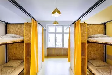 Essential Hostel