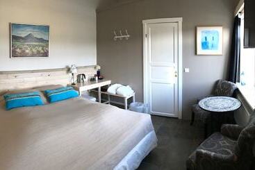 Hotel Hraunsnef Country