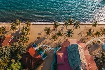 Resort The Lodge At Jaguar Reef