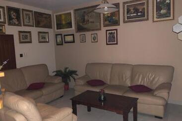 Bed and Breakfast éjjelibagoly Vendégház