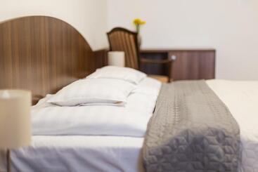 민박 Tercia Hubertus Panzió