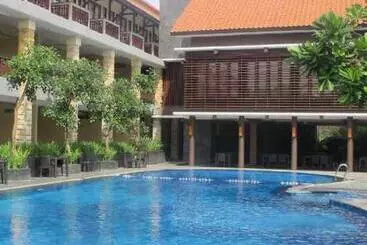 Hotel Surya Kencana Seaside