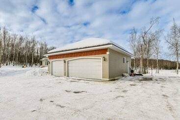 Hus på landet Inviting Wasilla Vacation Rental: 6 Mi To Big Lake