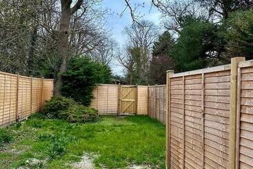 اقامتگاه House In Croydon Welcomes You To Comfort And Style