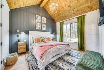 Kır Evi Chic Forest Hideaway In Broken Bow W/ Hot Tub