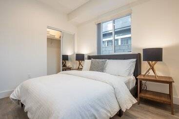 بيت ريفى Periwinkle By Avantstay Walk To Staples, Rooftop