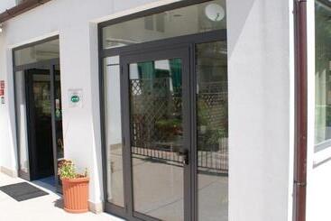 Отель Stella Marina