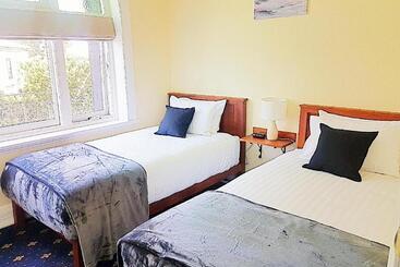 The Wharf Hotel Wynyard