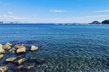 تختخواب و صبحانه Nula Private Suites