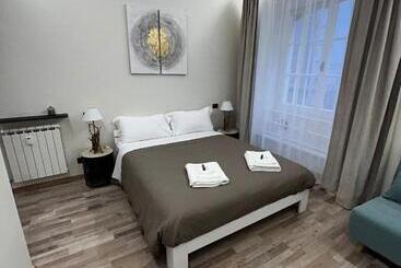 펜션 Le Colonne Di San Luca Affittacamere