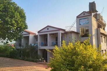 Nocleg ze śniadaniem Dhan Homestay