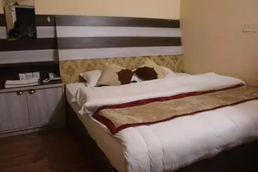 Hotelli Opera Deluxe