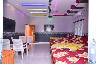 Pension Dd Golden River View Resort