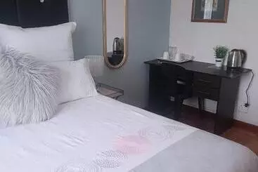 ペンション Mathwala Guesthouse