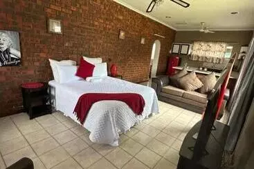 ペンション Zinoma Guest House