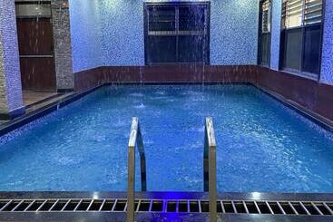 Hotel The Grand Touch & The Royal Touch, New Digha ! Easygooroms