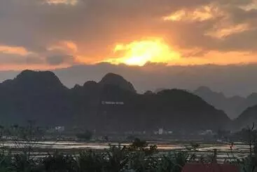 هتل Happy Field Homestay Phong Nha