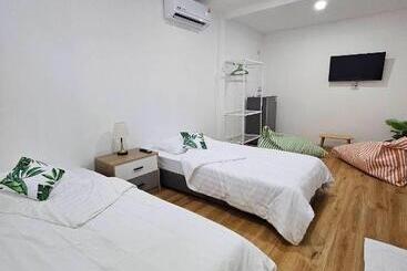 Tiger House Hostel Koh Tao