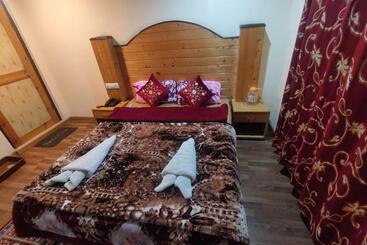 בית מלון כפרי Magnolia Inn