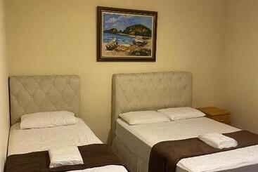 Hotel Soares Camargo