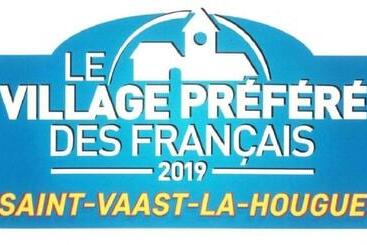 Bed & Breakfast Chambre D Hôte, Avec Espace Vue Sur Mer, à 400 M Du Port Au 2ème Et 3ème étage D Une Maison Typique