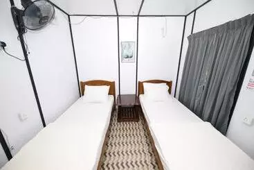 Hotelli Oyo 90960 Rajawali D Cabin Chalet Roomstay