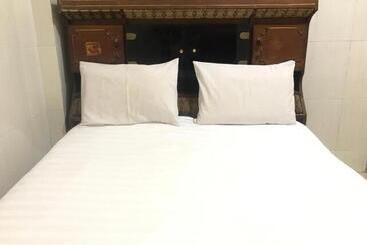 Szálloda Oyo 93864 Wisma Gading Syriah