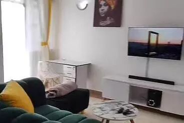 تختخواب و صبحانه Bambi And Nandi Airbnbs