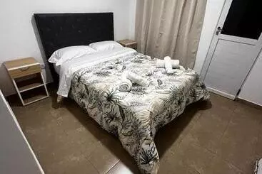 هتل آپارتمان Hospedaje Lh Primero E A 15 Minutos Del Aeropuerto Ezeiza