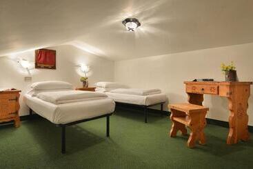 Hotel Loredana